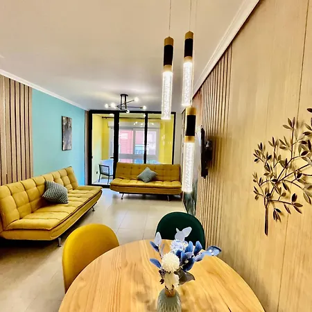 Apartman Elegante Tres Colores Alicante