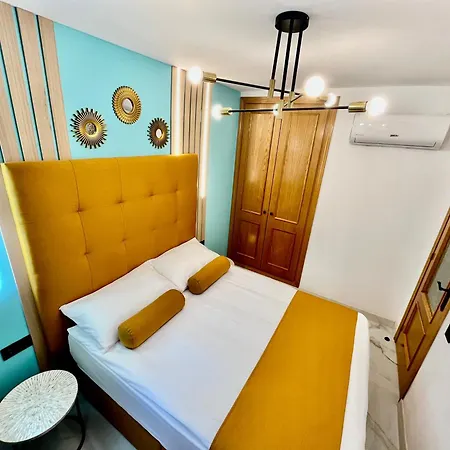 Elegante Tres Colores Apartamento Alicante