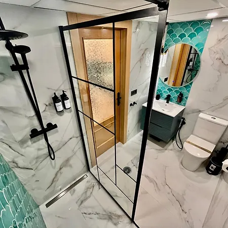 Apartamento Elegante Tres Colores