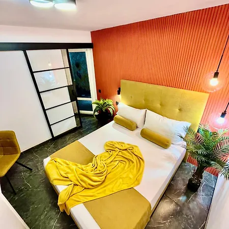 Elegante Tres Colores Apartamento Alicante