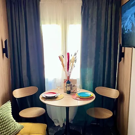 Apartman Elegante Tres Colores *