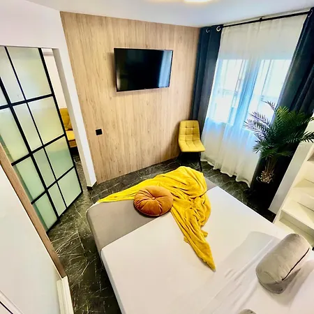 Elegante Tres Colores Apartman Alicante