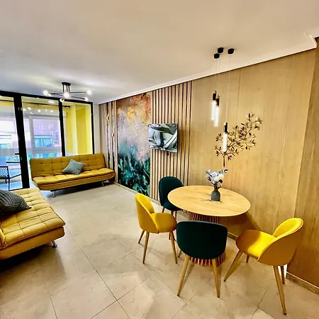 Elegante Tres Colores Appartamento *